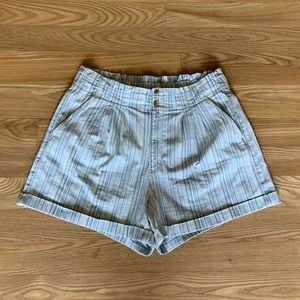 American Eagle striped shorts size 18